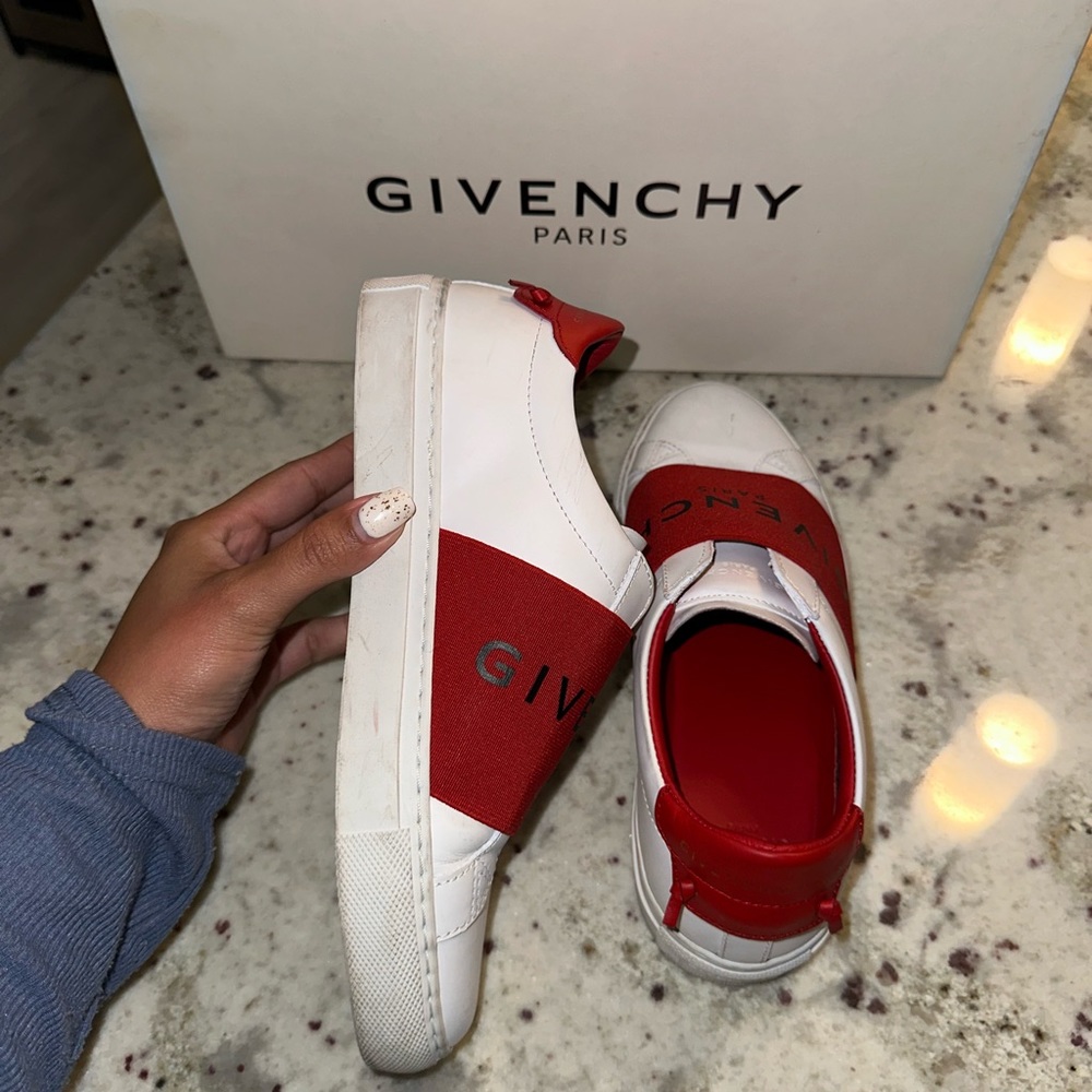 GIENCHY RED/WHITE SNEAKERS